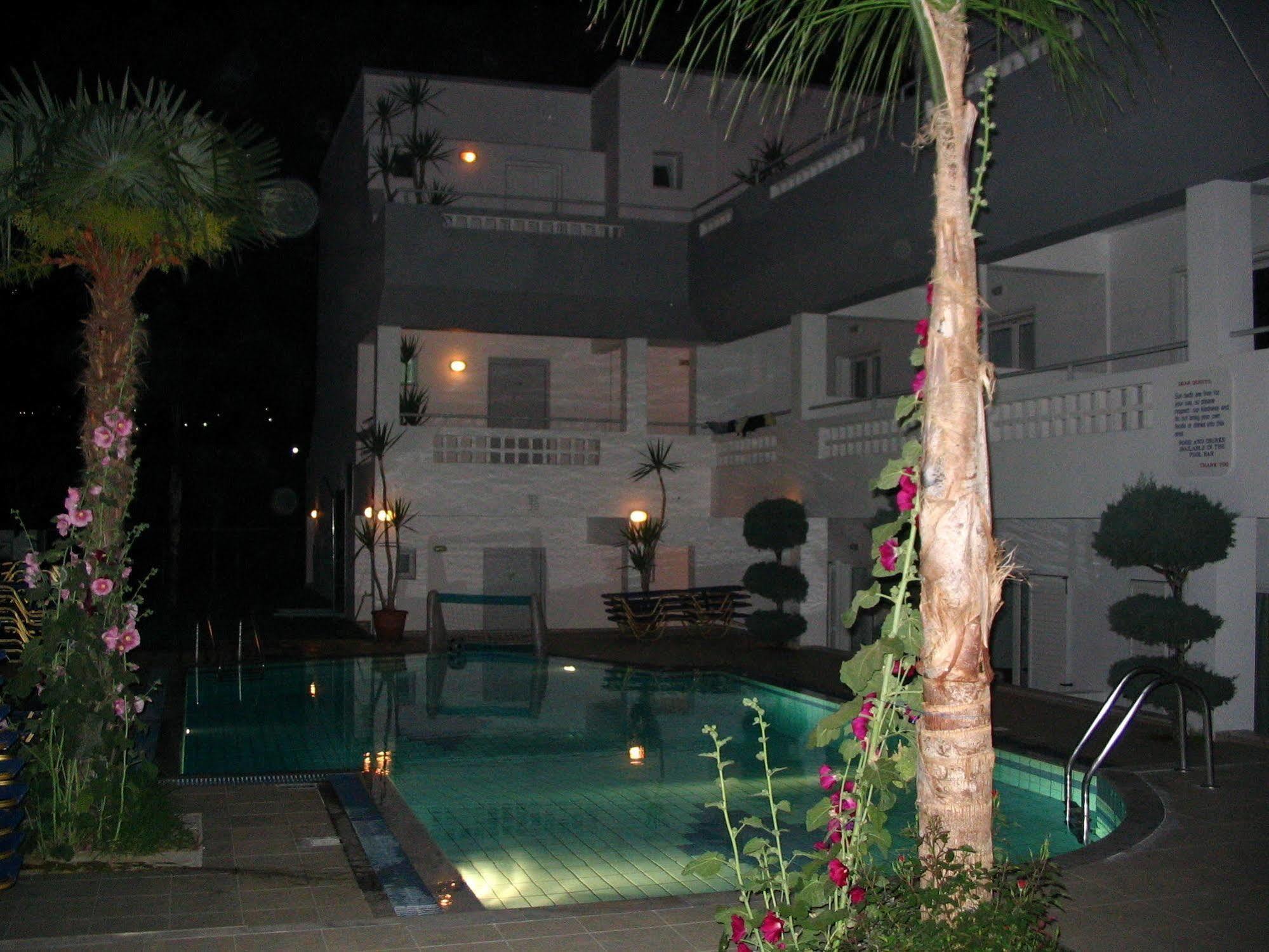 Emerald Hotel Malia Exterior foto