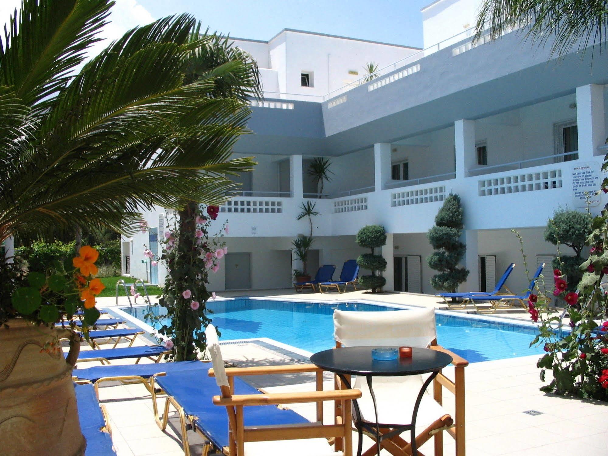 Emerald Hotel Malia Exterior foto